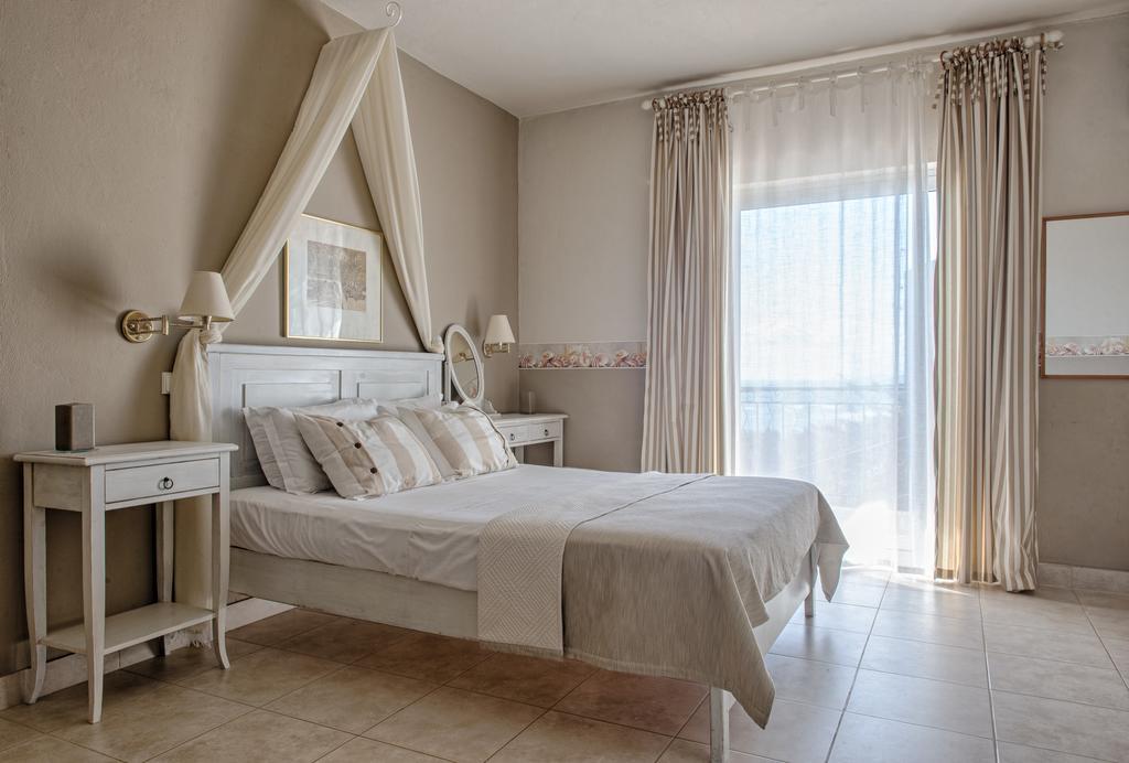 Palmina Mare Villa And Studios Paralia Vrachou Exterior foto